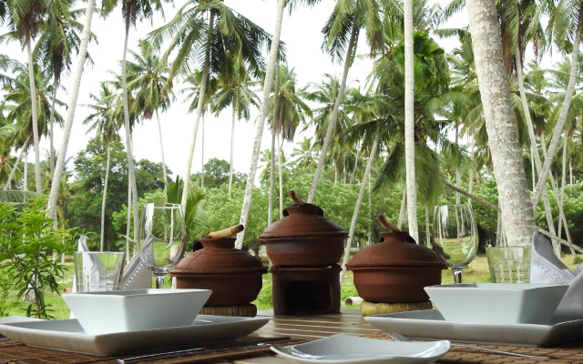 Ambarella Lodge & Spice Garden