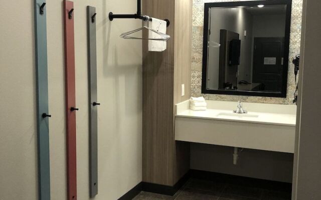 Hotel Solara Hobby Airport
