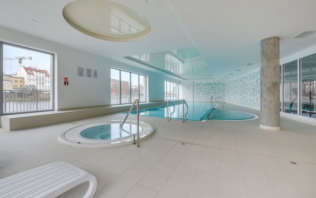 Downtown Apartments Waterlane Island - Riverview Pool, SPA, Gym & Parking
