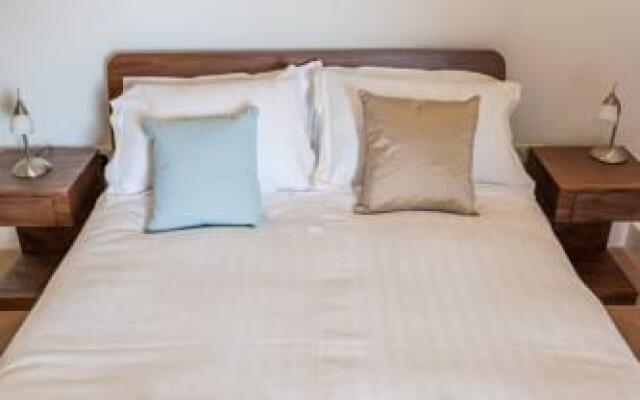 Camstay Riverside
