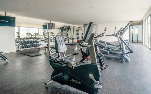 2 BR Condo - Rooftop Pool At Ipanema 504