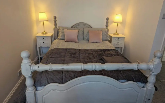 Cosy Bee