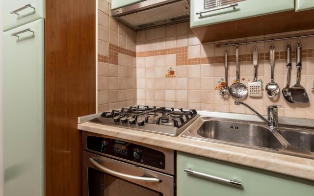 Amazing Home in Icici With Wifi and 2 Bedrooms