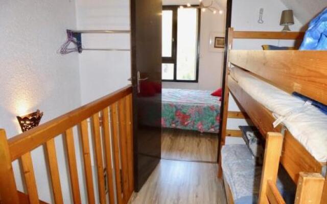 Apartment Appartement Duplex Avec Parking Couvert Deux Chambres