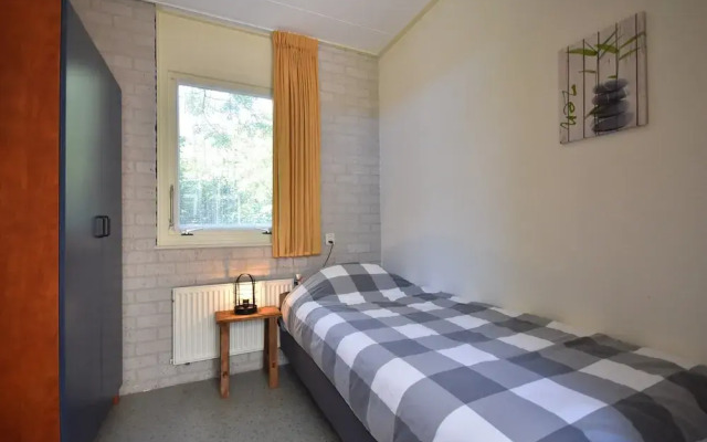 Fireplace Bungalow in Family Park