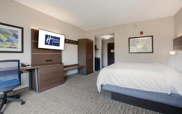 Holiday Inn Express Hotel & Suites Orlando - Apopka, an IHG Hotel