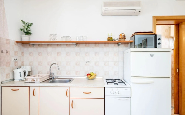 Apartments Lion - Sea House 1