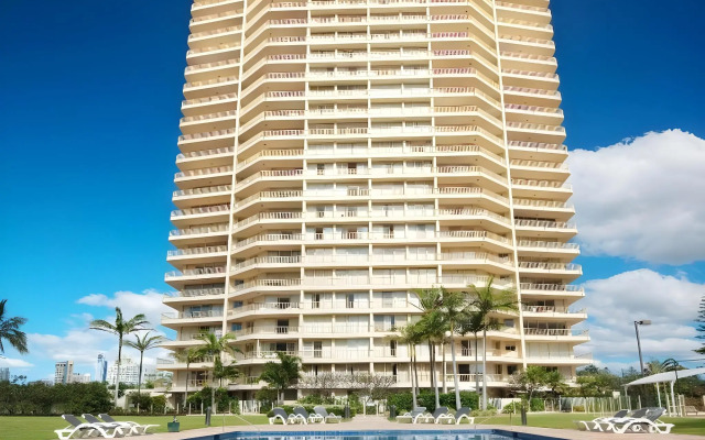 Contessa Holiday Apartments