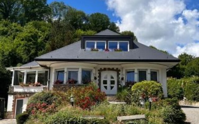 Bed & Breakfast La Source Fleurie