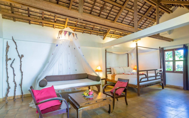 Sambor Village Hotel