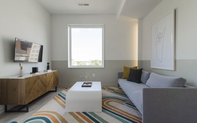 Abode Philadelphia - Center City Convention Center