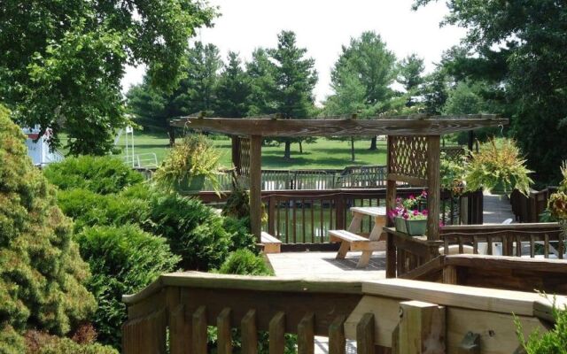 Magnuson Grand Hotel and Conference Center