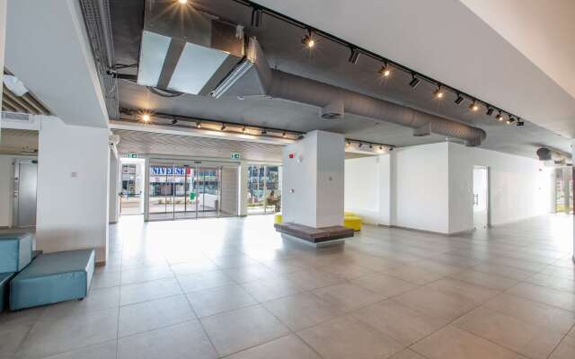 Anthea Hotel Apartments