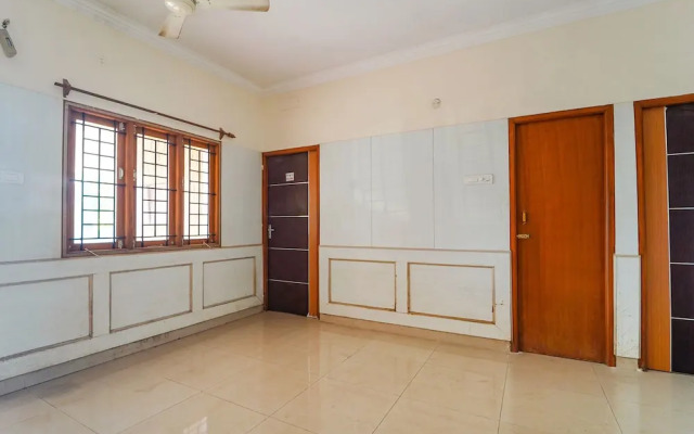 Fabhotel Nest Inn Service Apartment