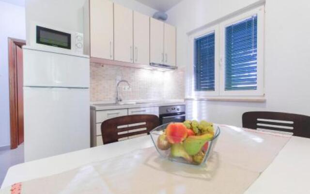 Apartments Srdarev Pencov