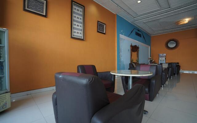 OYO 1441 Hotel Dempo Permai