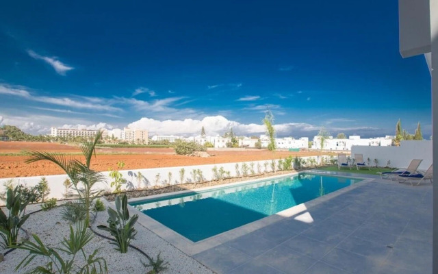 Villa Ava AQ BP3 in Pernera