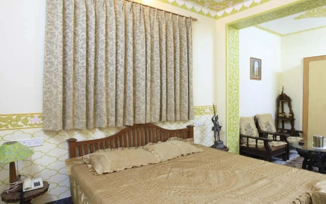 Hotel Teerth Palace