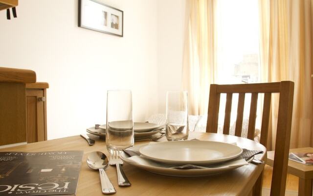 Irwin Apartments at Notting Hill