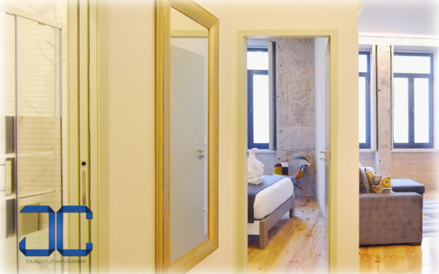 Click! Apartment by JC