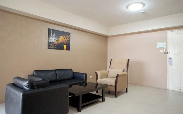 P-Park Hotel near Yanhee Hospital