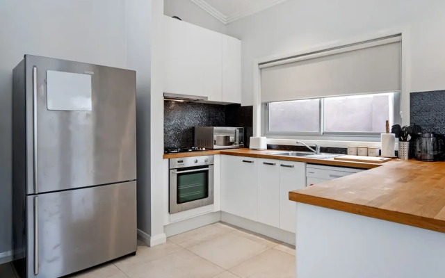 Kozyguru | St Peters | Beautiful 3 Bedroom House