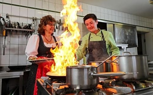 Gasthaus & Pension Zur guten Quelle