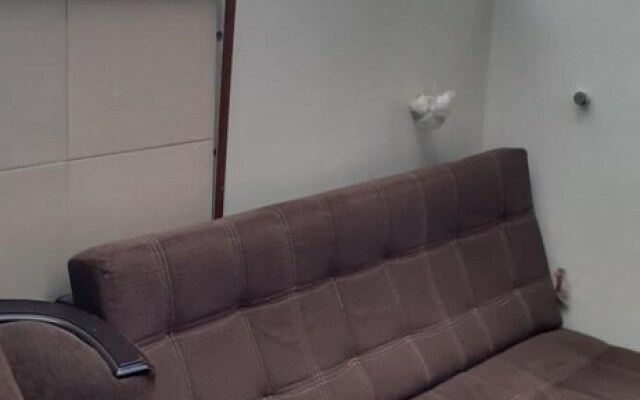 The Grasshopper Hostels AV Alta