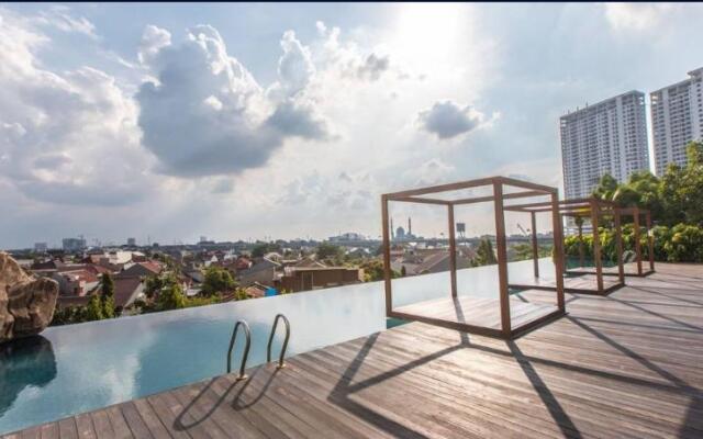 8rooms@ Grand Kamala Lagoon by ZUZU