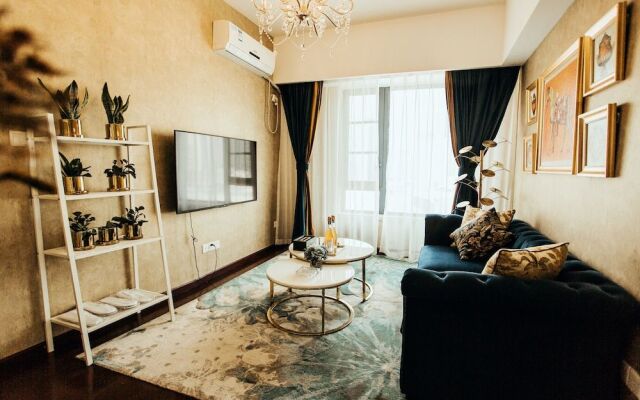Carol Service Apartment