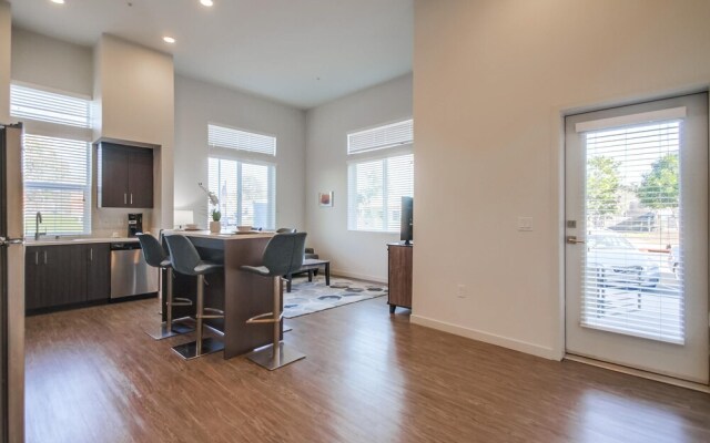 The Luxe Suites of San Marcos