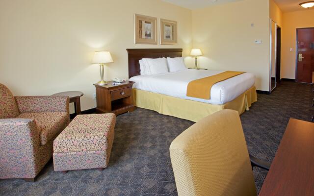 Holiday Inn Express Hotel & Suites Pearland by IHG