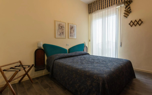 Hotel River