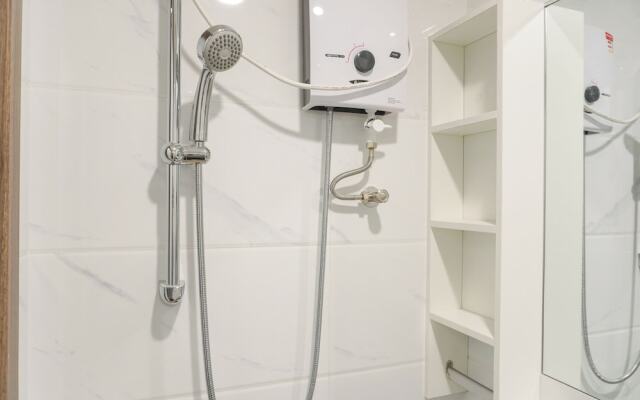 Good And Modern Studio At Sky House Alam Sutera Apartment