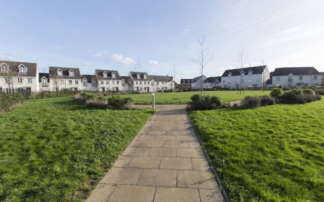 5 Rosebay Gardens