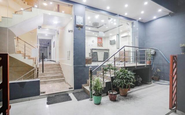 FabHotel Royal Stay I