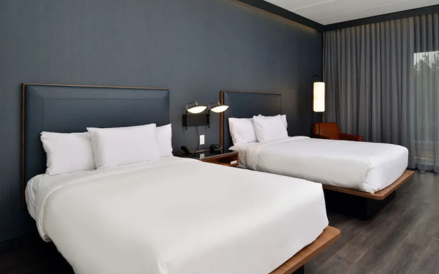 Courtyard by Marriott Raleigh Cary/Crossroads