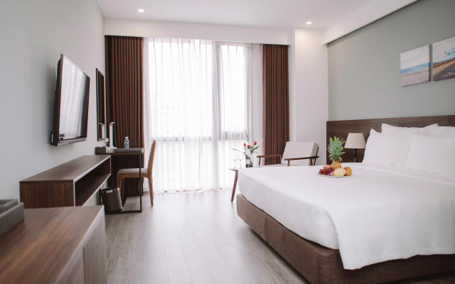 Reyna Hotel Hanoi