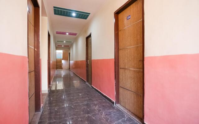 SPOT ON 75845 Maa Sheetla Guest House
