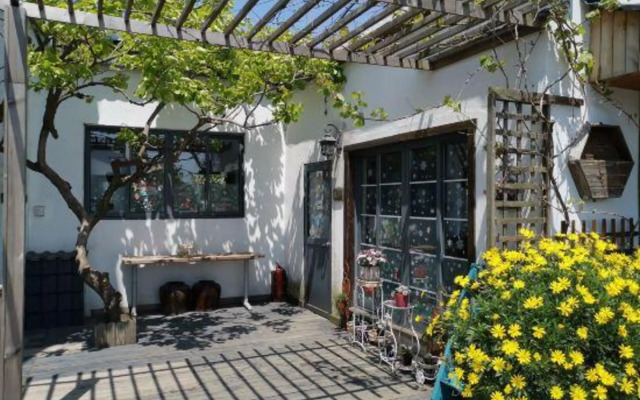 Liuniange Boutique Hostel