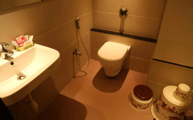 Hotel Madni Royale