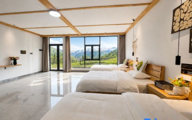 Xinyuan County drunk Junge B & B shop