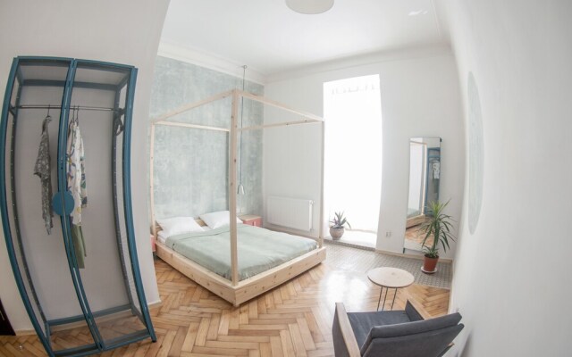 Pinn Hotel - Hostel
