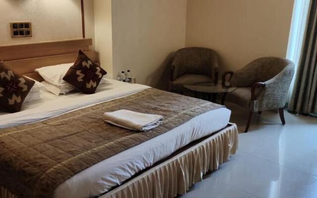 Hotel Deccan Royaale