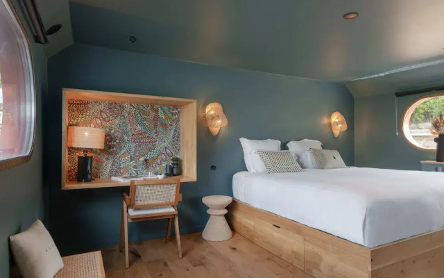 LA PENICHE Bed & Bicycle - Aigues Mortes
