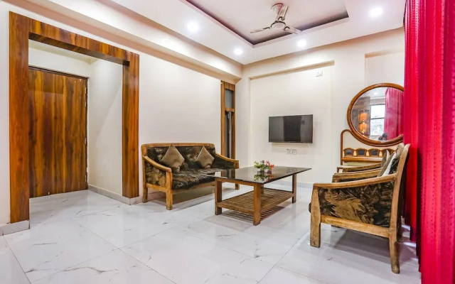 Fabhotel Imperail House