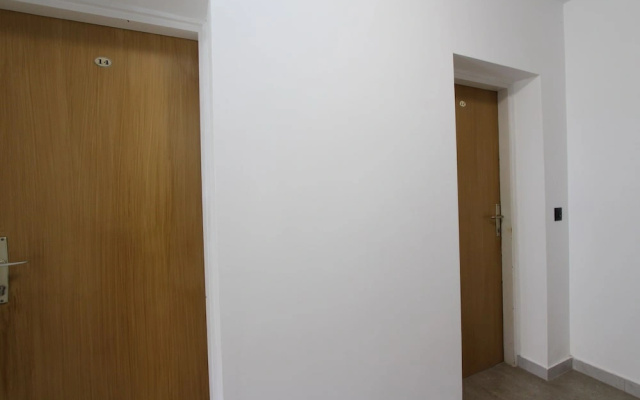Apartments and Rooms Dino