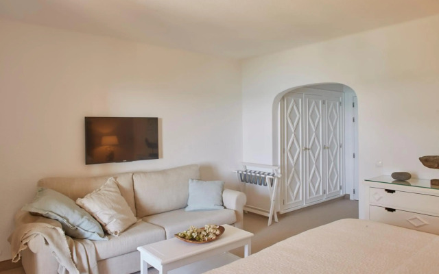 Vila Joya Home, Restaurant & Spa