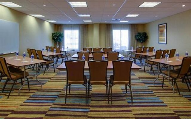 Fairfield Inn & Suites Edison-South Plainfield