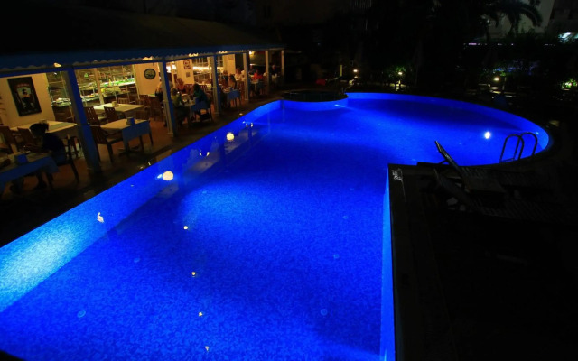 Hawaii Hotel